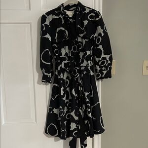 Leifsdottir fashionably chic coat. Size 4